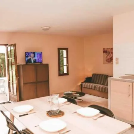 3 Etoiles - Eebbhd * Moncontour (Vienne)