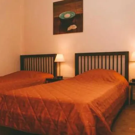 Kemping 3 Etoiles - Eebbhd Moncontour (Vienne)