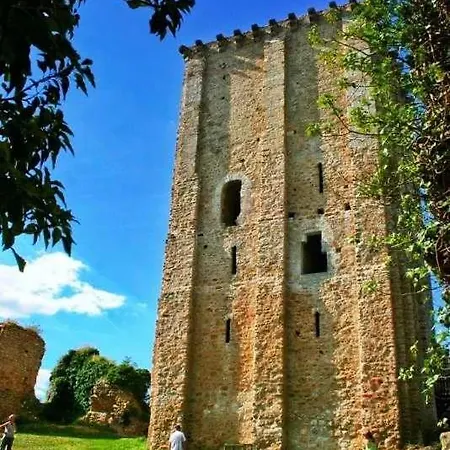 3 Etoiles - Eebbhd * Moncontour (Vienne)